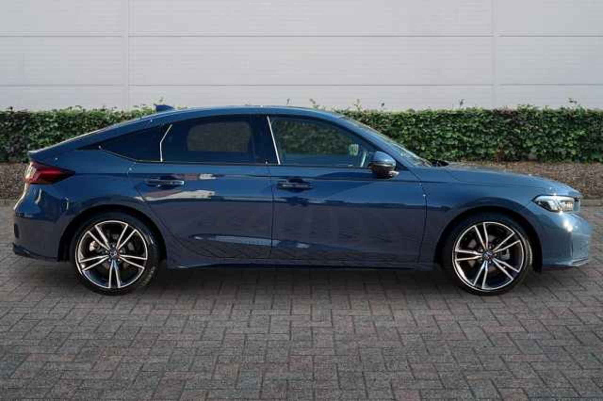 Honda Civic Hybrid 2.0 eHEV Advance 5dr CVT 