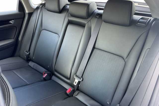Honda Civic Hybrid 2.0 eHEV Advance 5dr CVT 