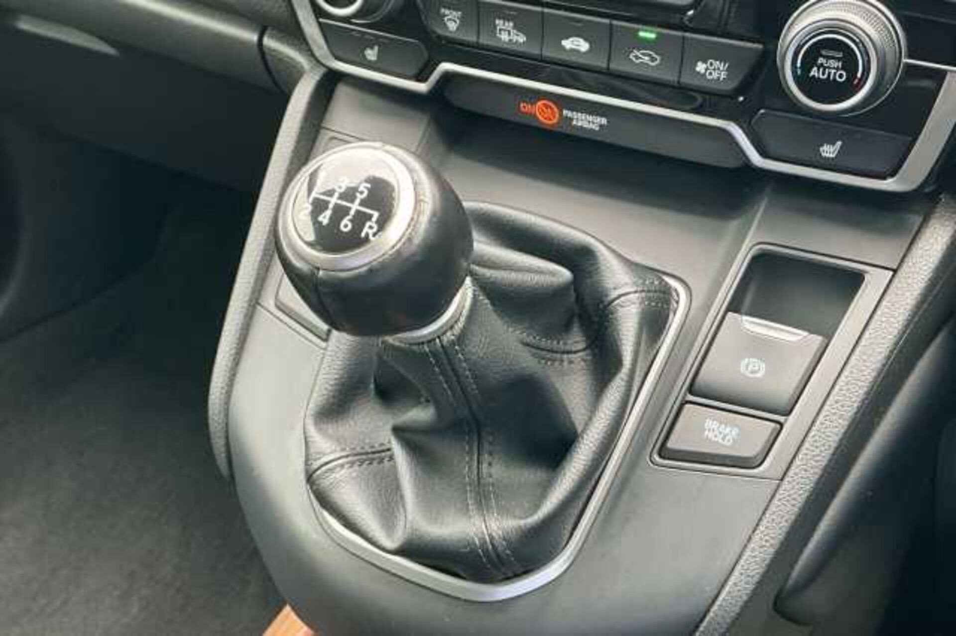 Honda CR-V 1.5 VTEC Turbo SR 5dr 