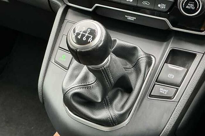 Honda CR-V 1.5 VTEC Turbo SE 5dr 